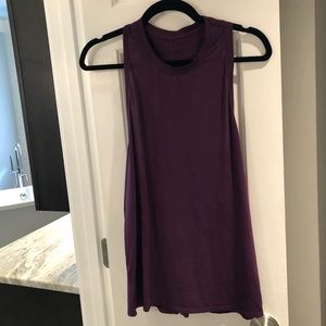 Lululemon tank size 6
